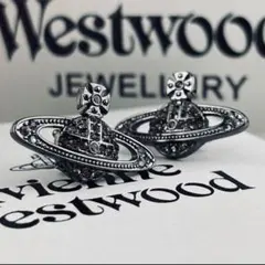 薇薇恩·韋斯特伍德 耳環