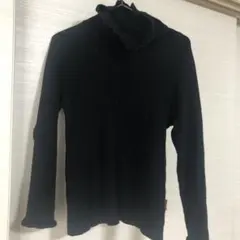 【ファミリア】サイズ110 女の子用タートルネックニット