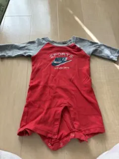 Nike 赤グレー ロンパース　サイズ70気持ち大きめ