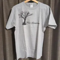 four tomorrow 半袖Tシャツ Mサイズ