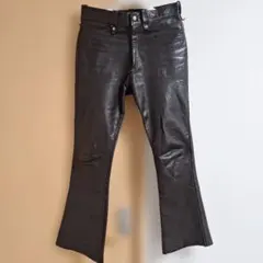 ブラック フェイクレザー ブーツカットパンツ コーティング archive 