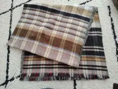 美品　チェック柄リバーシブル ストール　ブラウン