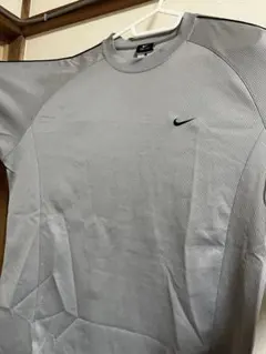 Nike メッシュ Tシャツ グレー