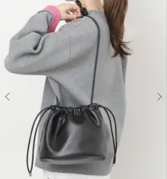 【新品タグ付き】JOURNAL STANDARDキンチャクショルダーBAGのサムネイル
