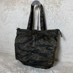 Item thumbnail for item f38d767e-00ff-4a8c-949f-3730ef929043