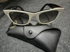 未使用品　Ray-Ban RB 2140 Wayfarer サングラス