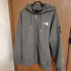 新品未使用THE NORTH FACE　ジップアップパーカーM　カーキ　裏起毛