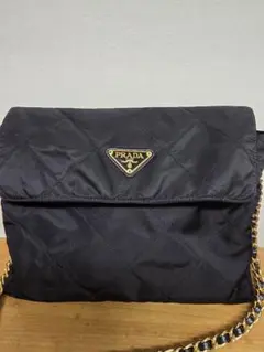 PRADA キルティング チェーン ショルダーバッグ 黒
