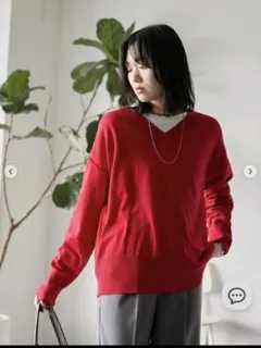Vネックニットプルオーバー 赤