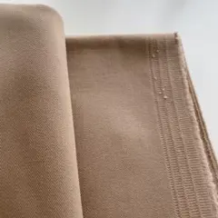 濃いめのベージュ、ストレッチ生地（ワイド幅約124cm×約96cm）