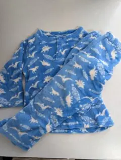 恐竜柄 パジャマ サイズ120cm　冬　モコモコ　長袖