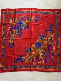 花柄シルク風スカーフ 赤