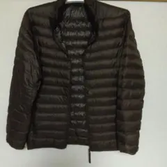 【人気!!】ユニクロ　ウルトラライトダウン　Sサイズ　ダウン　ブラウン