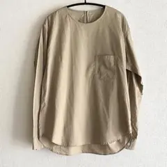ゴーシュ ブロードシャツ ノーカラープルオーバー ベージュ
