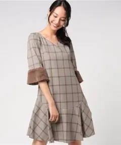 人気♡ WILLSELECTION 千鳥ウィンドウペンチェック袖ファーワンピース