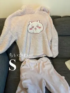 ちいかわGuコラボ　パジャマ　ルームウェアセット