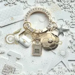 CHANEL 2025 限定チャーム　カメリア