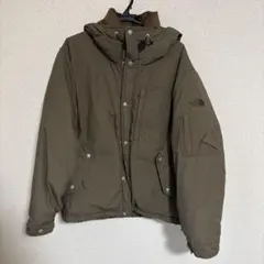 THE NORTH FACE ダウンジャケット カーキ（クリーニング済）