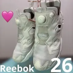美品　Reebok ポンプフューリー　ホワイト　 クリーム　定価19,000円