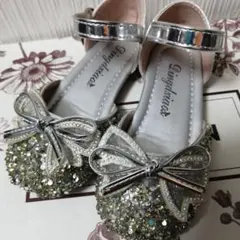 フォーマルシューズ　結婚式　発表会　女の子