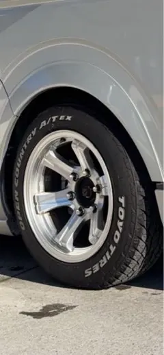18インチ 赤黒スパイダーホイールセット ハイエース 200 - メルカリ