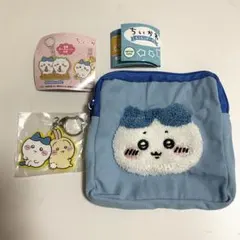 ちいかわ　もこもこポーチ　ラバーキーホルダー　ハチワレ　うさぎ
