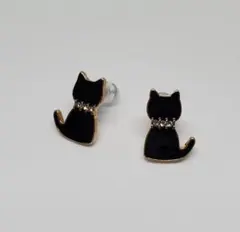 プチプラ スワロフスキー風ラインストーン シンプル黒猫ピアス