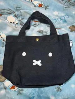 ミッフィー ミニバッグと長財布