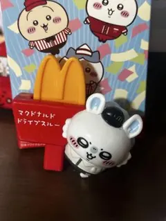 マクドナルド ハッピーセット ちいかわ モモンガのポールサイン