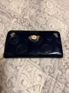 Item thumbnail for item 6e863b4b-8f49-4d8a-b42b-cb11b7d4dfef