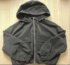 ZARA ザラ クロップド丈 ナイロン フーデッドジャケット 黒 春ジャケット