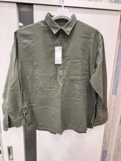 UNIQLO オリーブグリーン 長袖シャツ