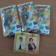 リアルピース　GIGO アクリルキーホルダーのサムネイル
