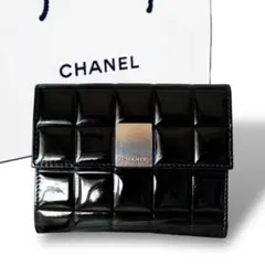美品 シャネル エナメル 三つ折財布 ブラック レザー キルティング ロゴ
