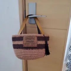 Item thumbnail for item cd2651c9-9edd-4b8b-a626-b9741efb9c0e