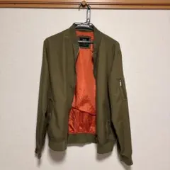 Bershka オリーブグリーン MA-1ジャケット