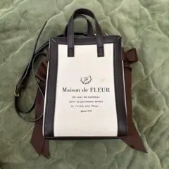メゾンドフルール トートバッグ