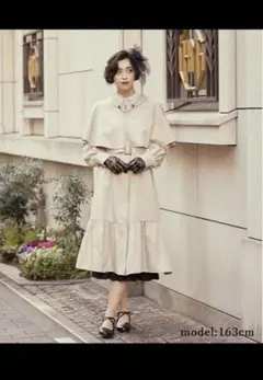 axes femme ホワイト　スプリングコート