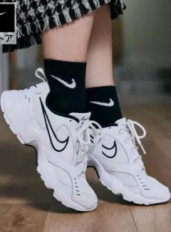 ナイキ　24 NIKE エア ハイツ WMNS AIR HEIGHTS