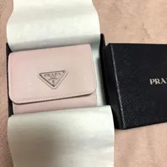 PRADA 財布 3/1までお値下げ‼️