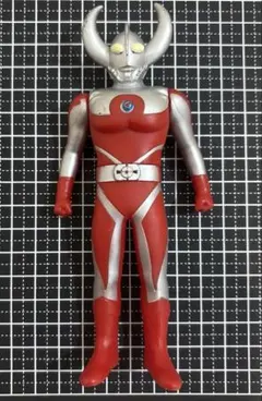 ⭐︎値下げしました⭐︎ ウルトラの父　ソフビ