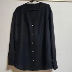 パールボタン 長袖ブラウス ブラック