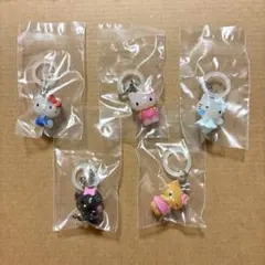 ハローキティ めじるしアクセサリー チャーム バンダイ ガチャ