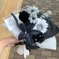 モールフラワー チャイラテshop　枯れないお花 モノトーン　黒　韓国花束