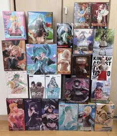 最新フィギュアまとめ売り26体 まどか ヒロアカ ララ 初音ミク - メルカリ