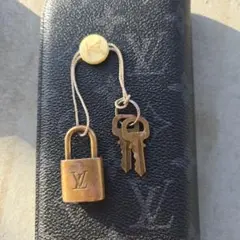 Item thumbnail for item 651ee538-fa2f-4ba3-bec8-202f3941f070