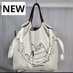 ライトグレーナイロン エコバッグ イラスト付き　新品　犬　スヌーピ　SNOOPY