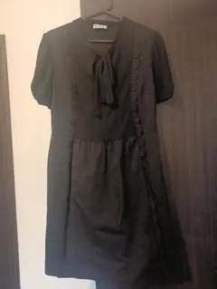 レッドヴァレンティノ　ブラックワンピースのサムネイル