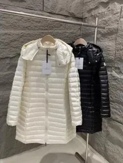 MONCLER レディース ダウンコート フード付き