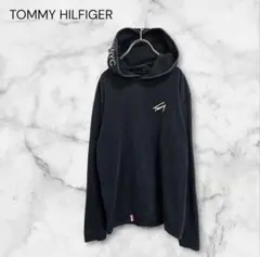 トミーヒルフィガー コットンパーカー プルオーバー フーディー 英字ロゴ M